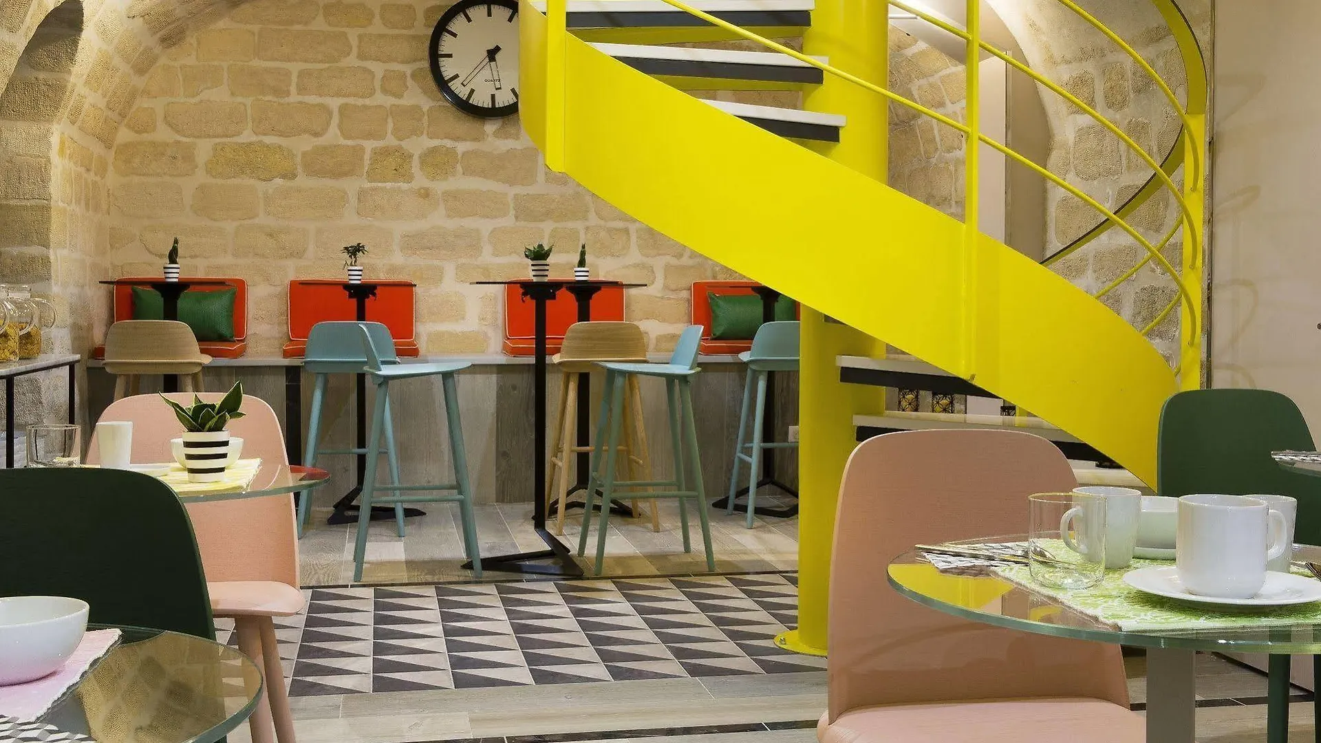 Duette Hotel 3*
